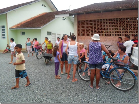 10410135_579597098808556_8051515679384619520_n (1)